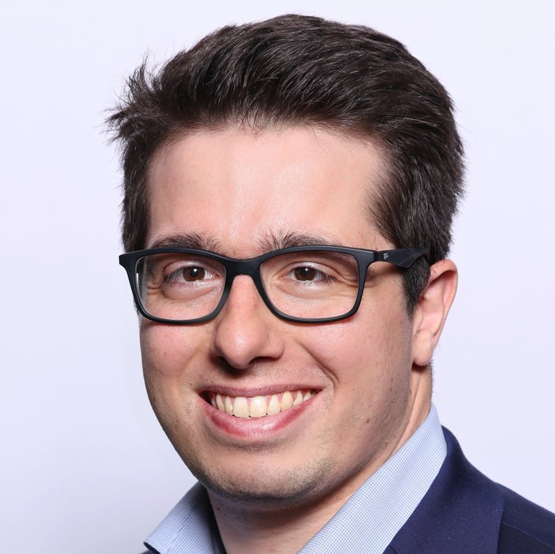 Demetri Maxim