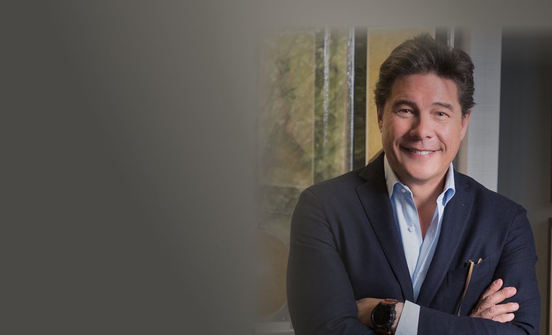 Robert E. Grant