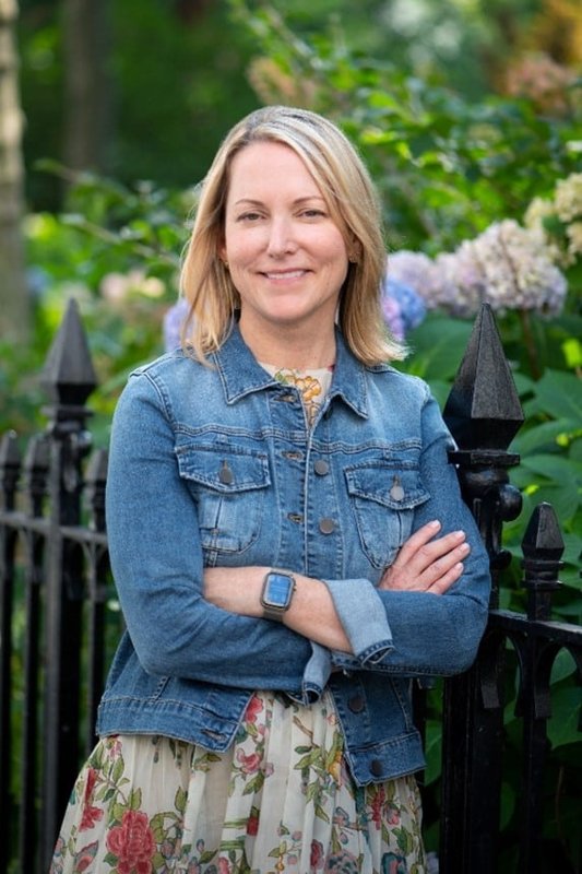 Lori Bernstein