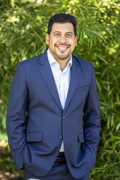 Dr. Vivek Tandon
