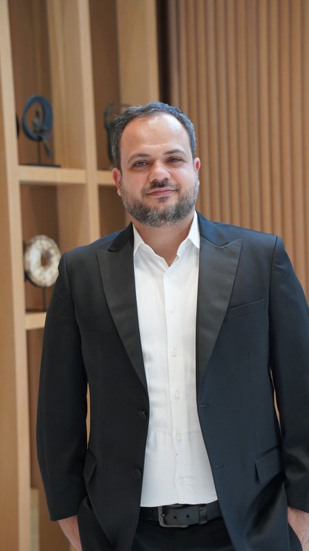 Caglar Yali