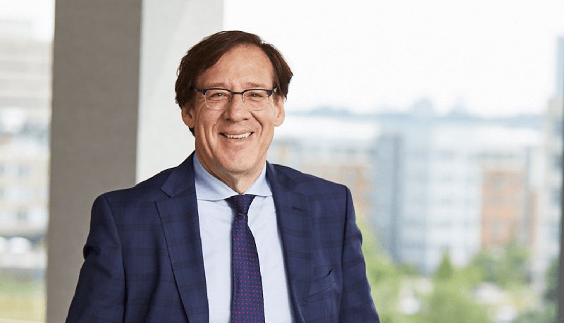 Gregory L. Verdine