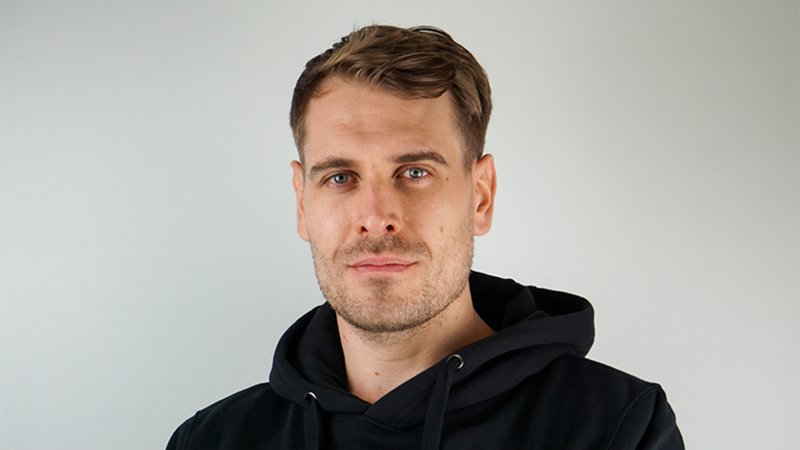 Dr. Gideon Schwich