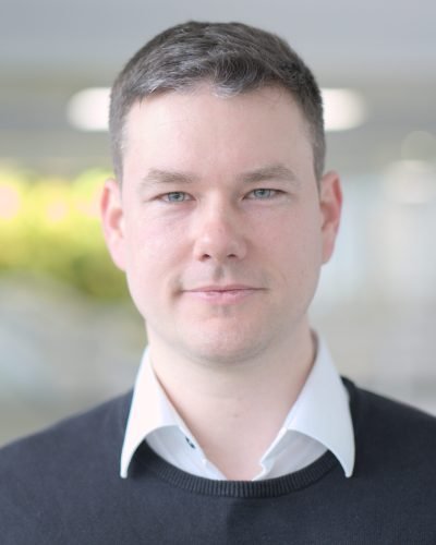 Dr. Tobias Lam