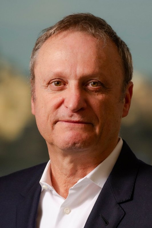 Michael Bowen