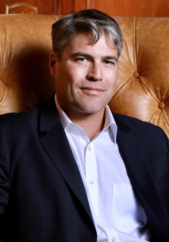 Derek G. Solon