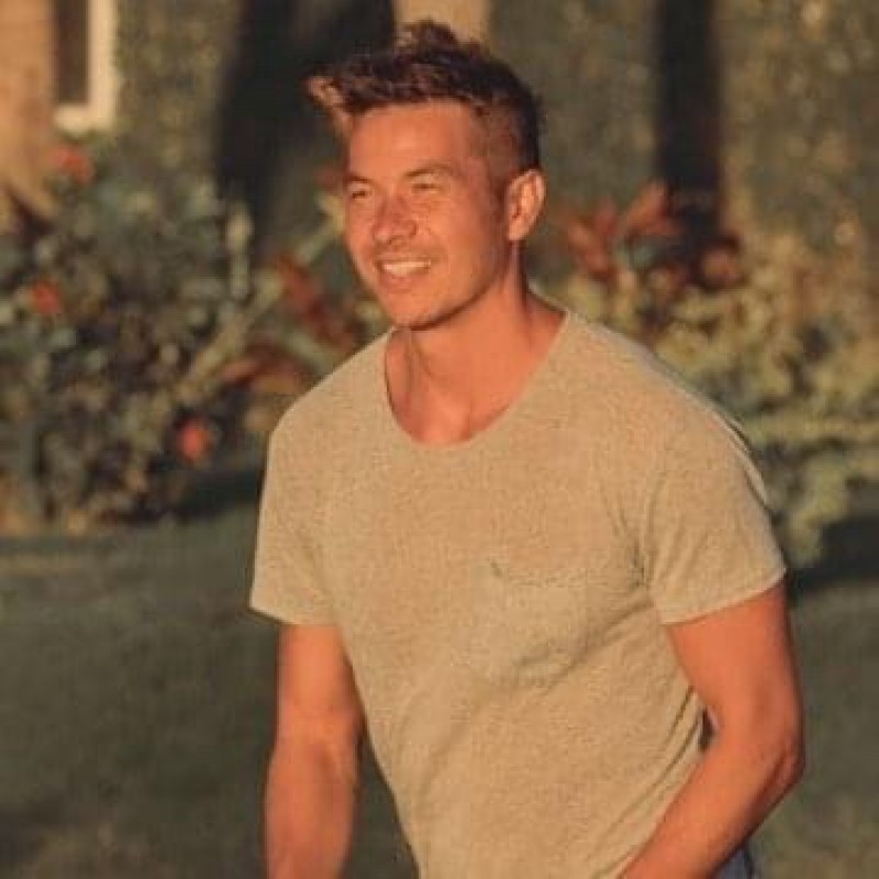 Mikael Cho