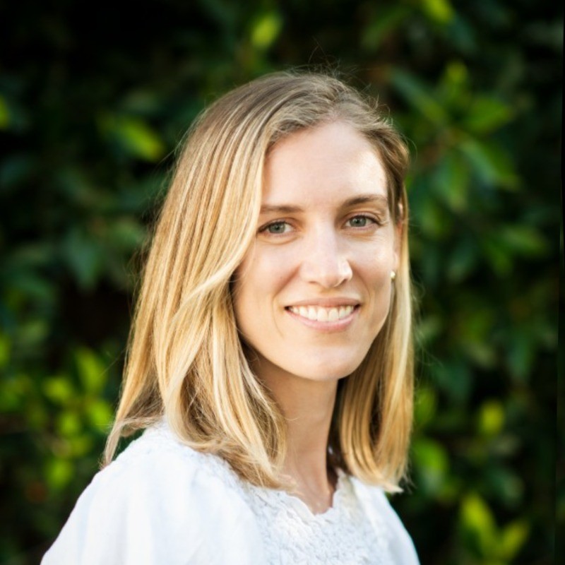 Julia DeWahl