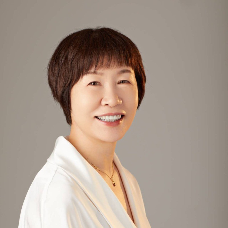 Helen Yang