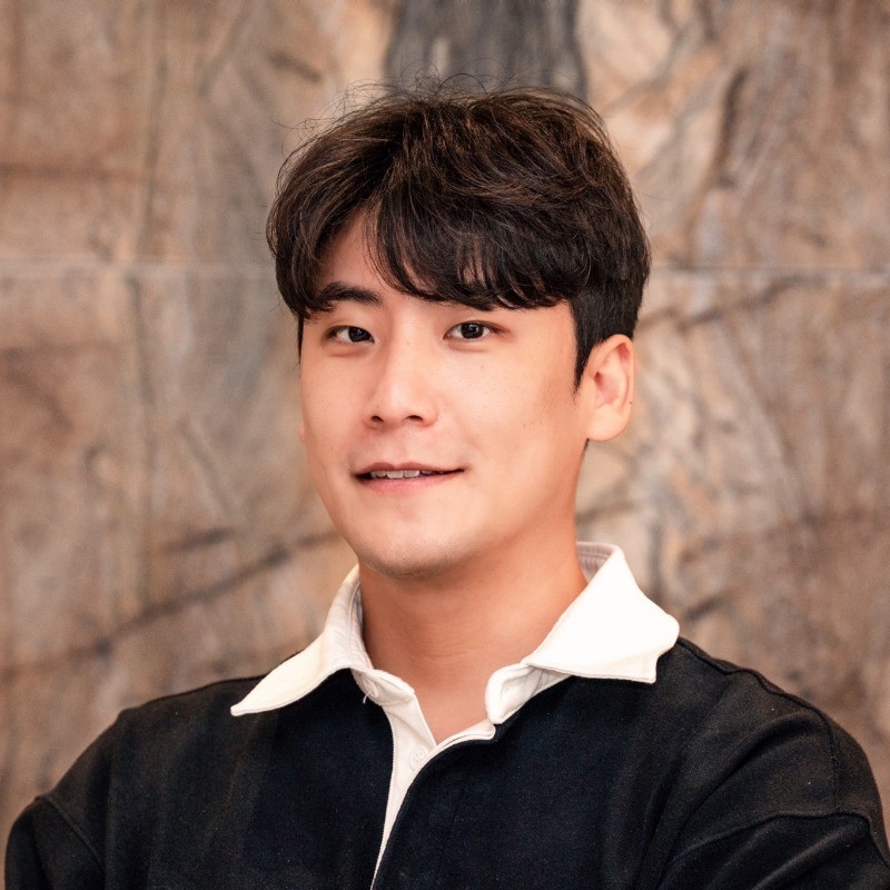 Sang Lee