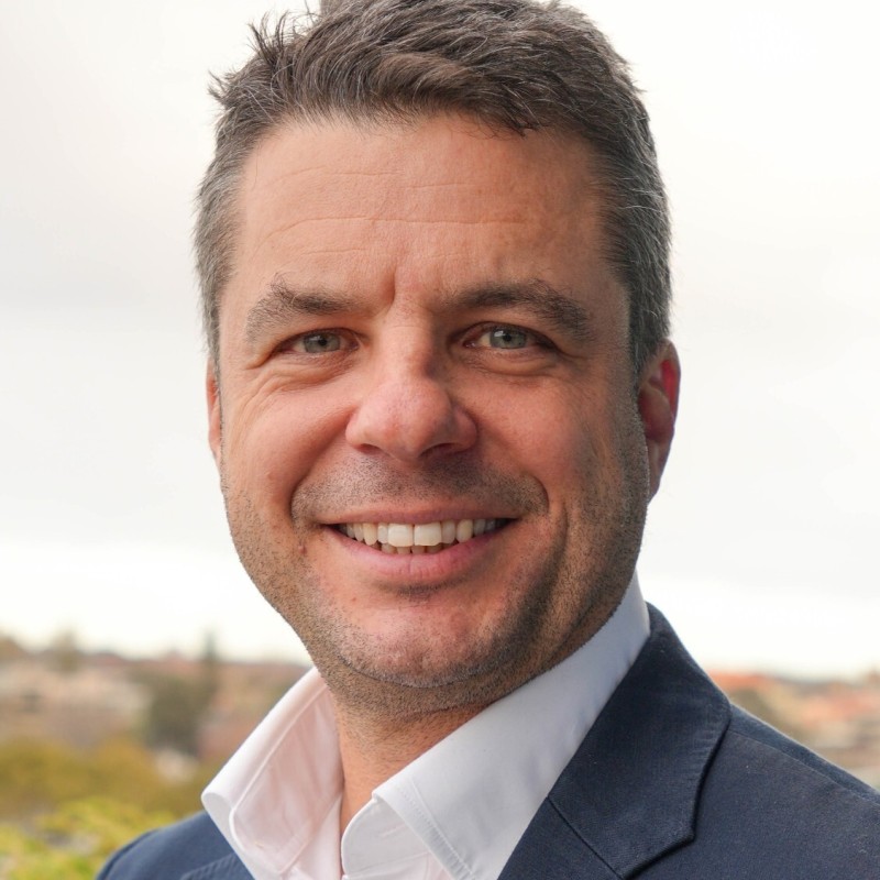 Tom Rundle