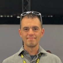 Victor Kuhns