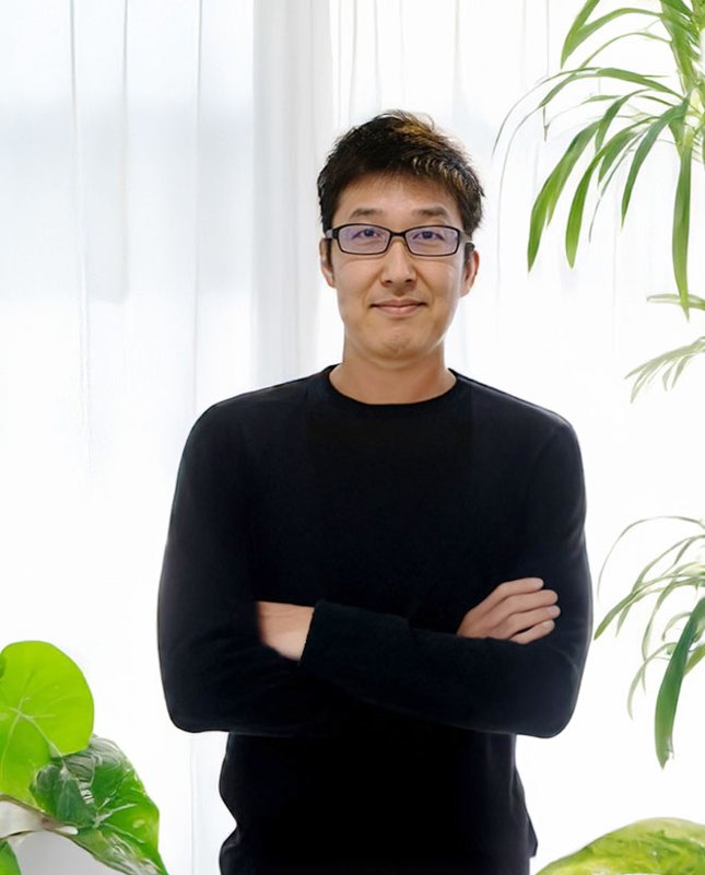 Yusuke Yoshida