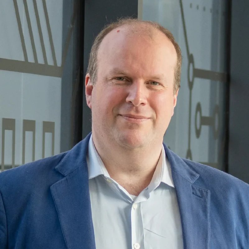 Dr. Max Siebert