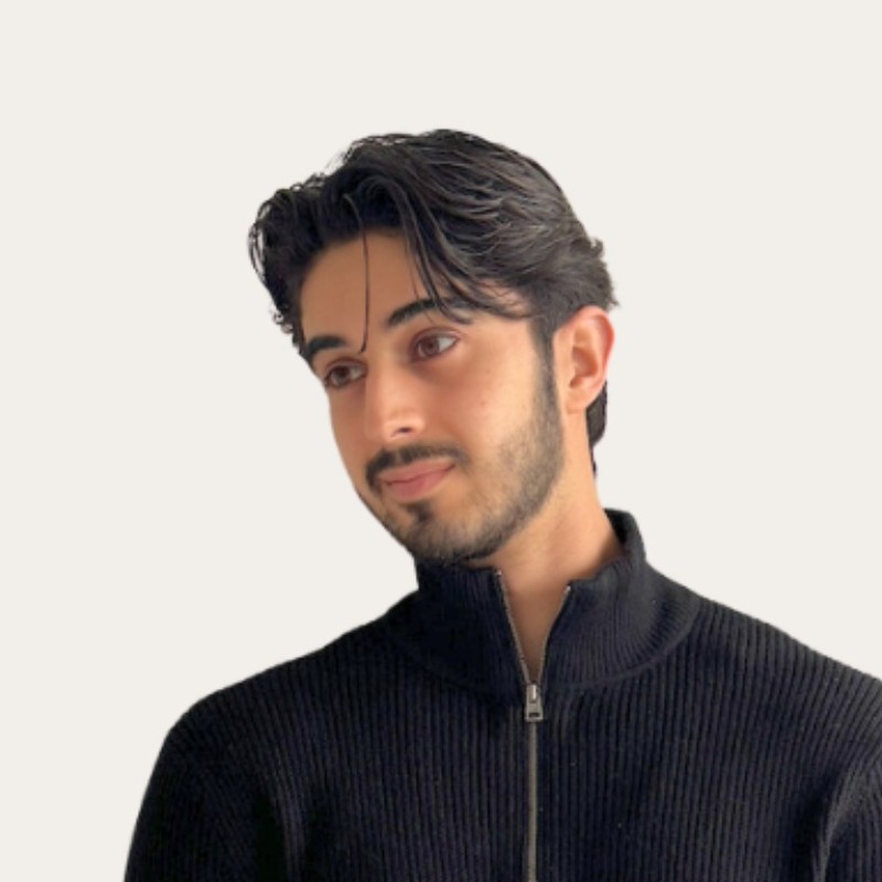Amir Bayat