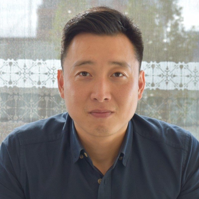 Wenbo L.