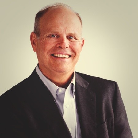 Dennis H Giesing