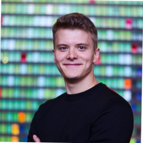 Max Serebryakov