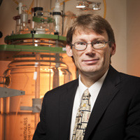 Dr. Alfred Zinn