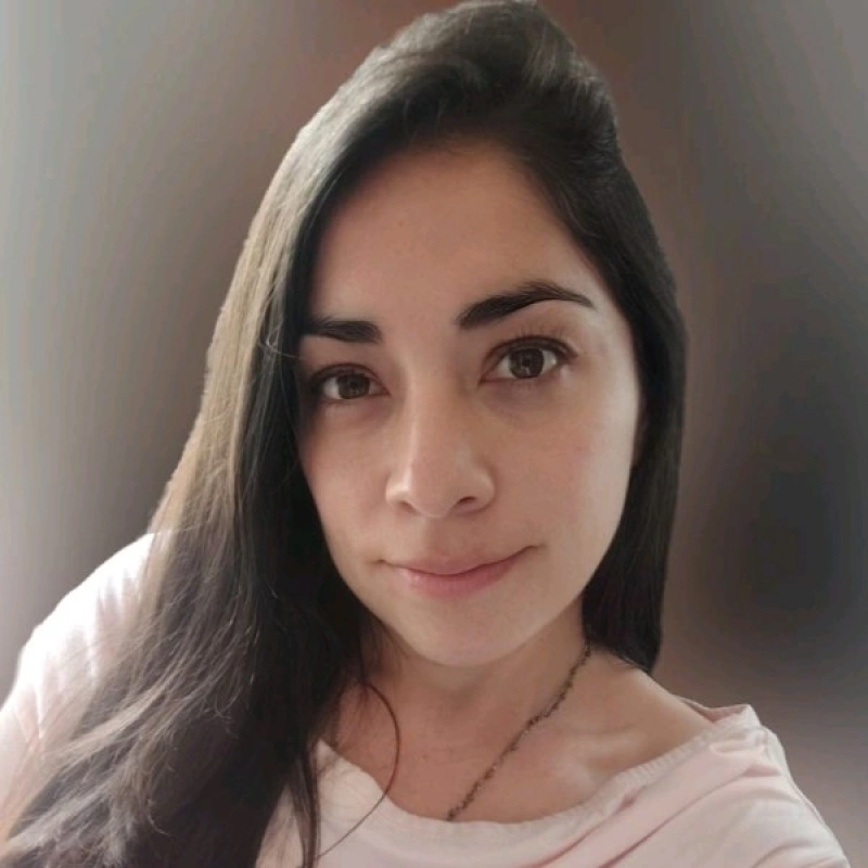 Stephanie Acosta