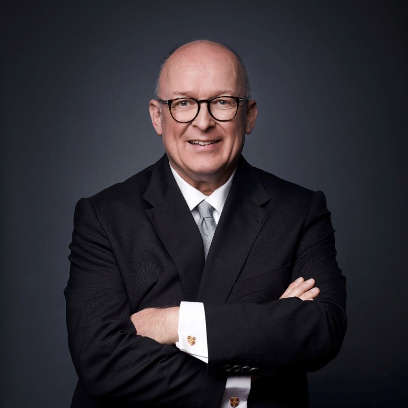 Dr. Jens Bernhardt