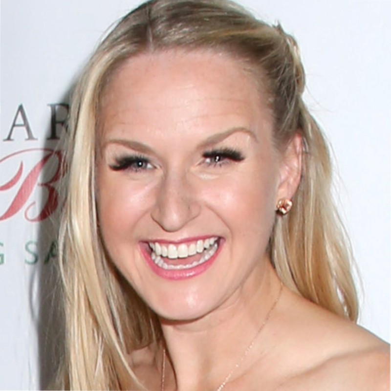 Jenn Gotzon