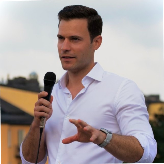 Karoly Szipka
