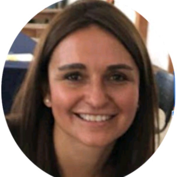 Cintia M. Romero